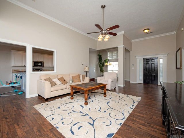 565 Triple J Drive, Lonoke, AR 72086