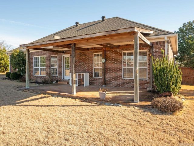 565 Triple J Drive, Lonoke, AR 72086