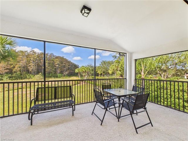 5683 Mayflower WAY 901, Naples, FL 34142