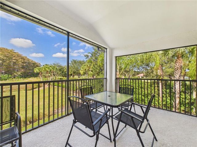 5683 Mayflower WAY 901, Naples, FL 34142