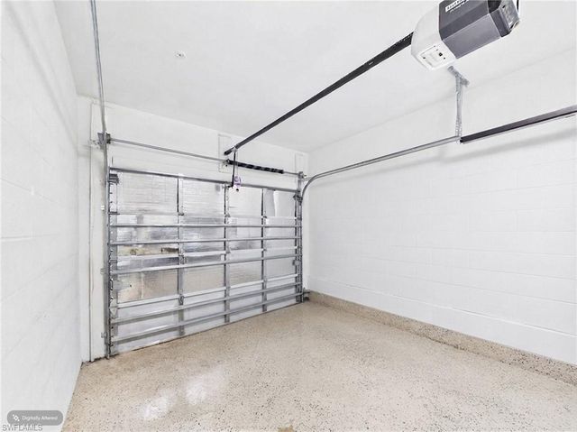 5683 Mayflower WAY 901, Naples, FL 34142