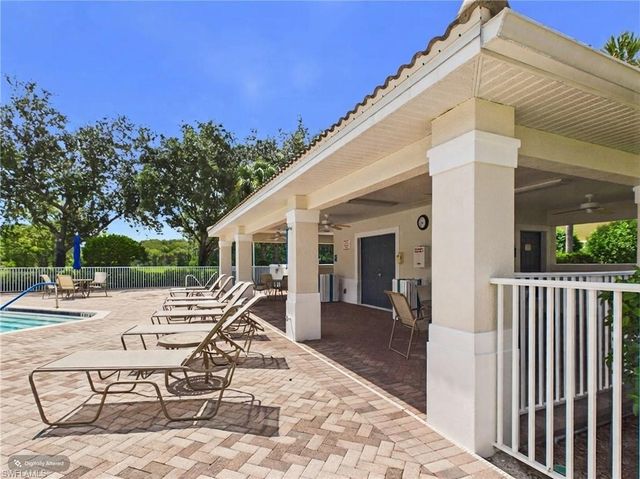 5683 Mayflower WAY 901, Naples, FL 34142