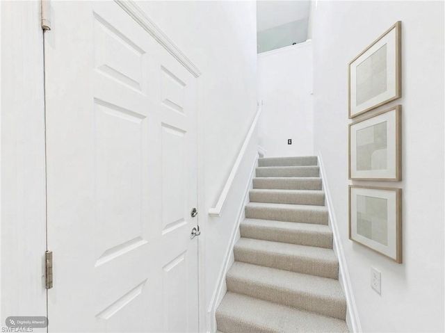 5683 Mayflower WAY 901, Naples, FL 34142