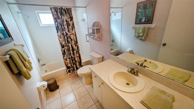 676 LINDEN DRIVE, Englewood, FL 34223