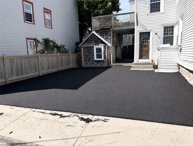 283 Spring Street 2, Newport, RI 02840