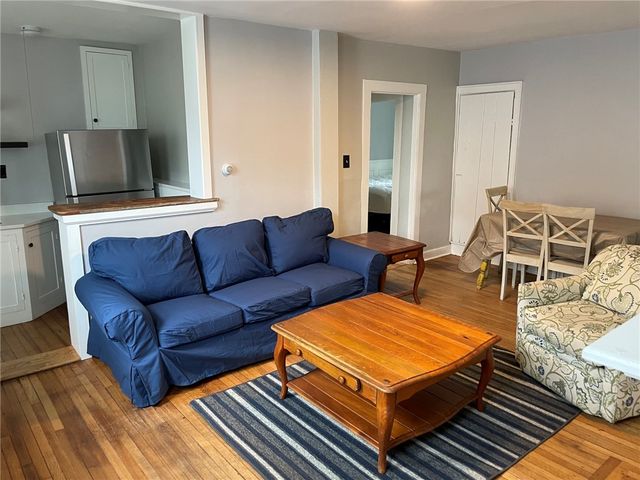 283 Spring Street 2, Newport, RI 02840