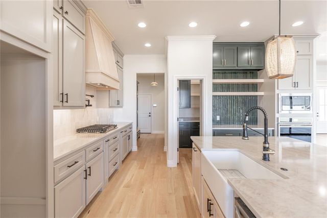 4609 SE 37th Street, Moore, OK 73165