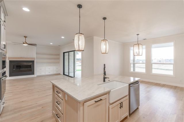 4609 SE 37th Street, Moore, OK 73165