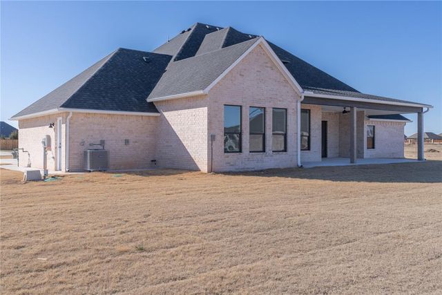 4609 SE 37th Street, Moore, OK 73165