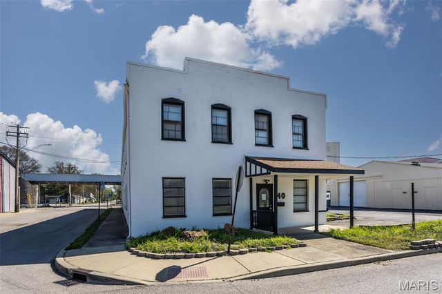 140 Iowa Avenue, Belleville, IL 62220