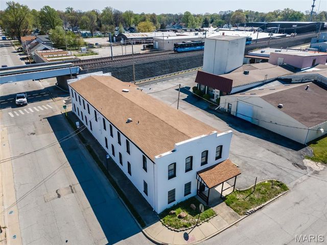 140 Iowa Avenue, Belleville, IL 62220
