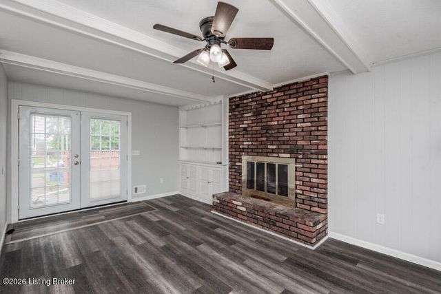 7411 Six Mile Ln, Louisville, KY 40220