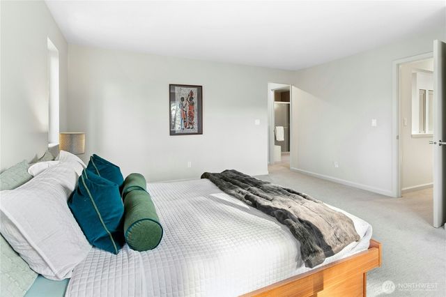 15912 252nd Avenue SE, Issaquah, WA 98027