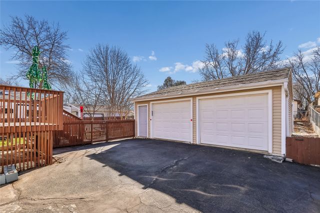 4668 Wakonda Drive, Norwalk, IA 50211