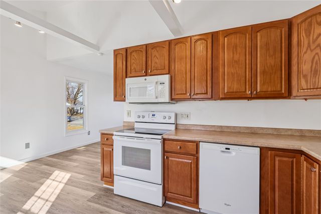 4668 Wakonda Drive, Norwalk, IA 50211