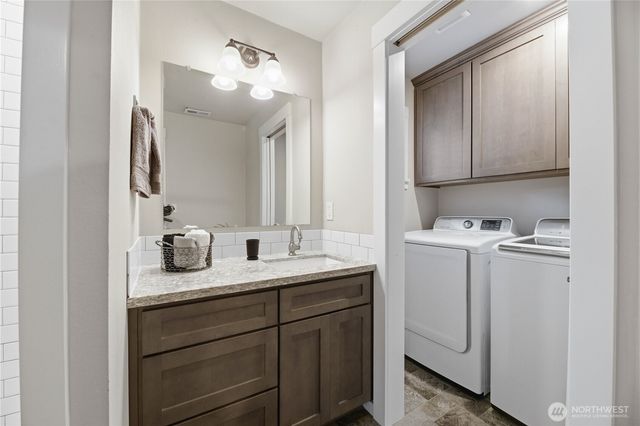 421 W Meeker, Puyallup, WA 98371