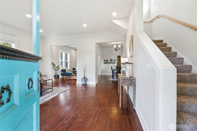 421 W Meeker, Puyallup, WA 98371