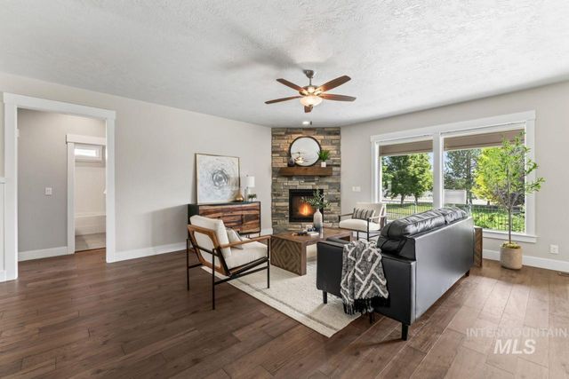 12462 S Sunrise Mist Loop, Nampa, ID 83686