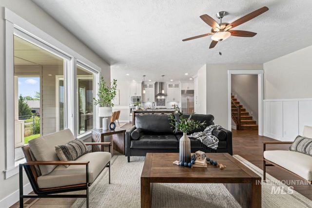 12462 S Sunrise Mist Loop, Nampa, ID 83686
