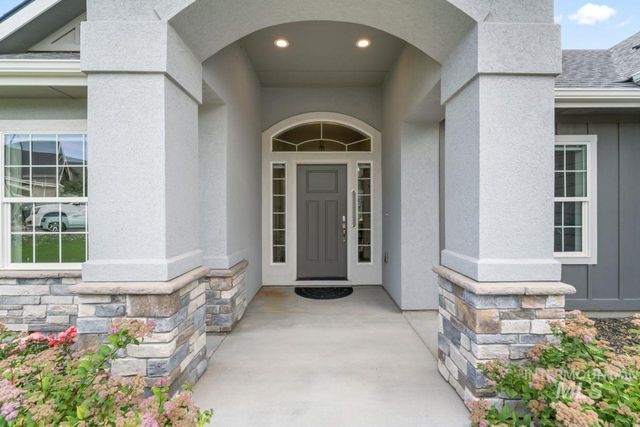 12462 S Sunrise Mist Loop, Nampa, ID 83686