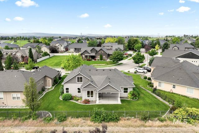12462 S Sunrise Mist Loop, Nampa, ID 83686