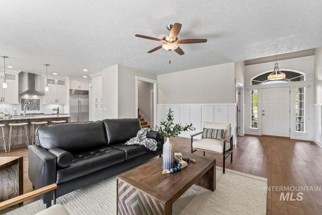 12462 S Sunrise Mist Loop, Nampa, ID 83686
