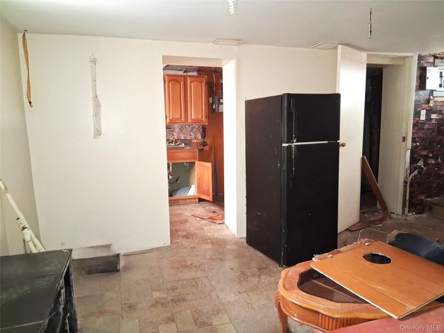 220-35 135th Avenue, Springfield Gardens, NY 11413