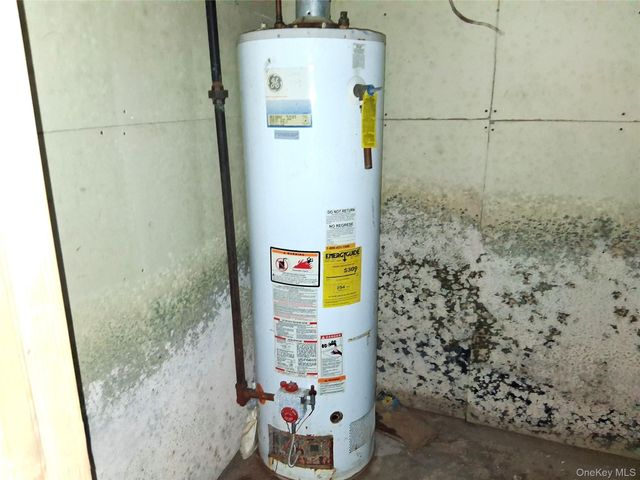 220-35 135th Avenue, Springfield Gardens, NY 11413