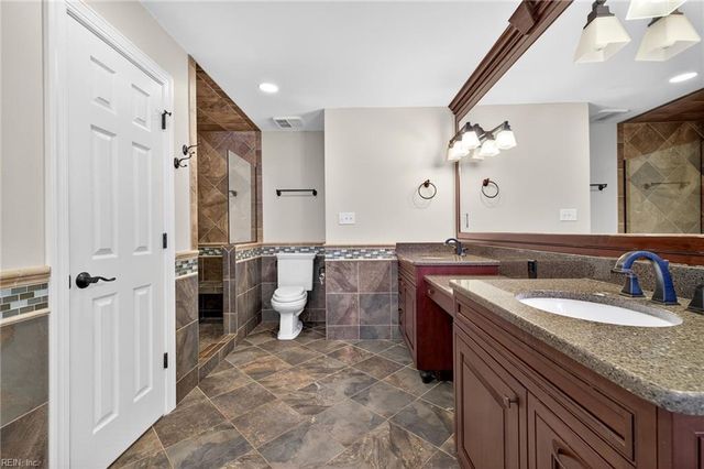 2208 Windward Shore DR, Virginia Beach, VA 23451