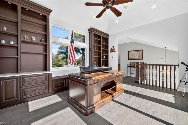 2208 Windward Shore DR, Virginia Beach, VA 23451