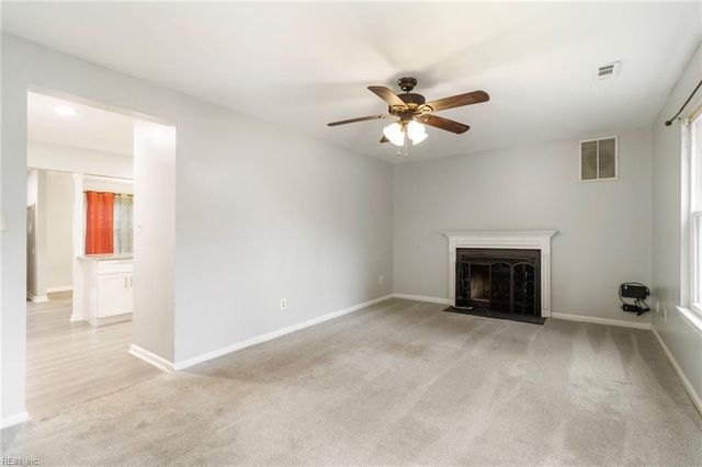 213 Whitewater Drive DR, Newport News, VA 23608