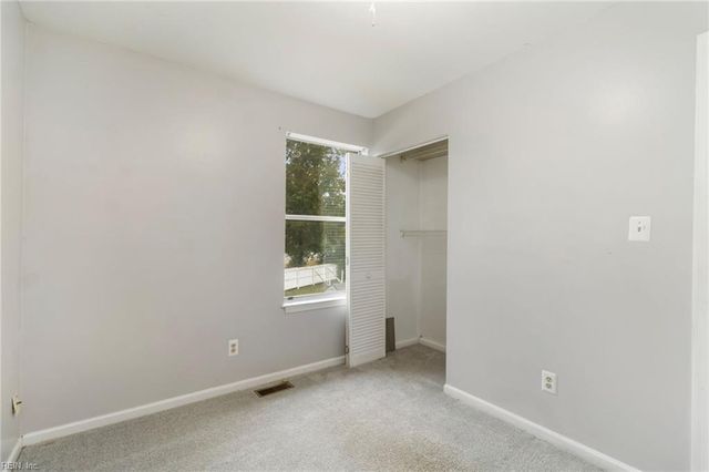 213 Whitewater Drive DR, Newport News, VA 23608