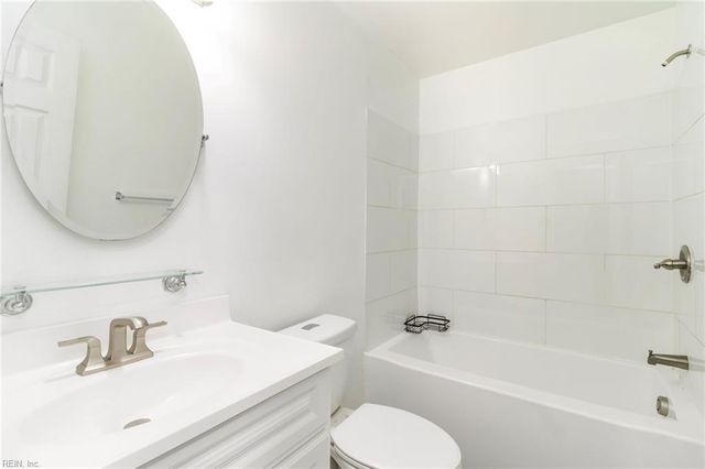 213 Whitewater Drive DR, Newport News, VA 23608