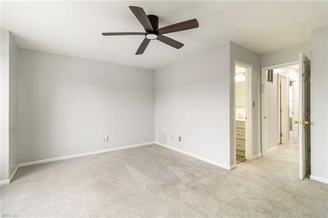 213 Whitewater Drive DR, Newport News, VA 23608