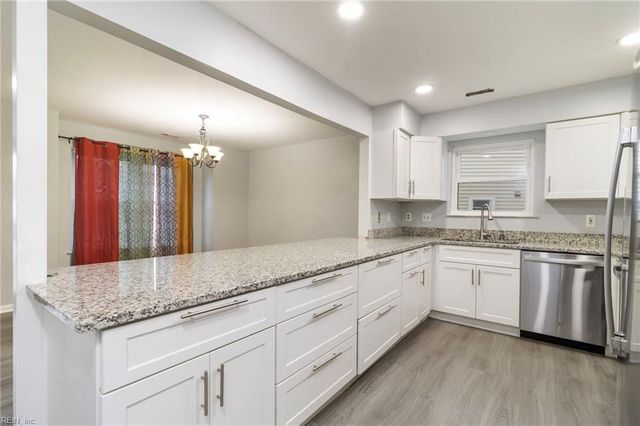 213 Whitewater Drive DR, Newport News, VA 23608