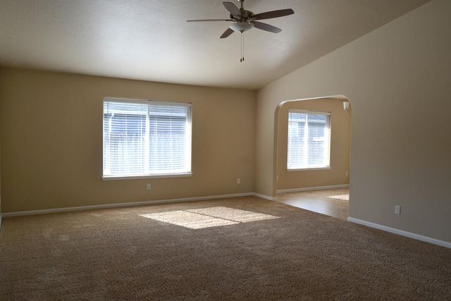 1514 SW Kokanee Lane, Grants Pass, OR 97527