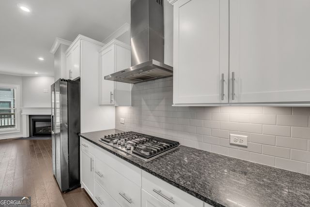 552 Ember Lane NW, Atlanta, GA 30318