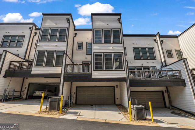 552 Ember Lane NW, Atlanta, GA 30318