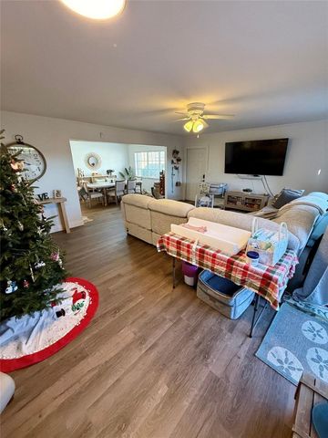 11605 Winchester Drive D, Palm Beach Gardens, FL 33410