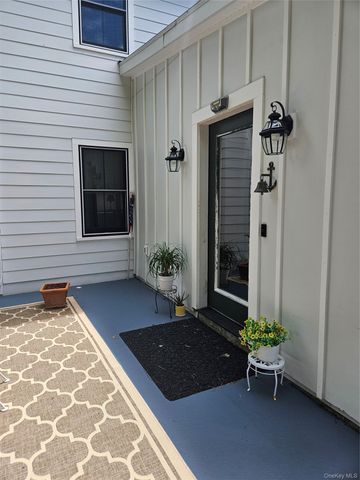 16 N Washington Street, Athens, NY 12015