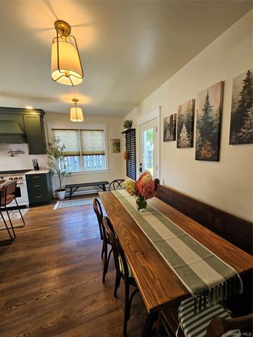 16 N Washington Street, Athens, NY 12015