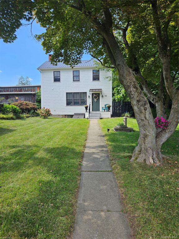 16 N Washington Street, Athens, NY 12015