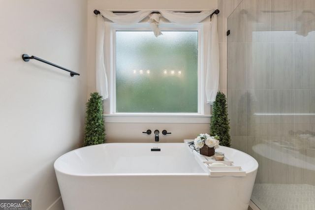 1093 Captains Cove Way, St. Simons, GA 31522