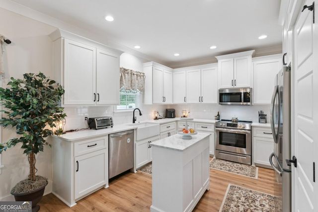 1093 Captains Cove Way, St. Simons, GA 31522