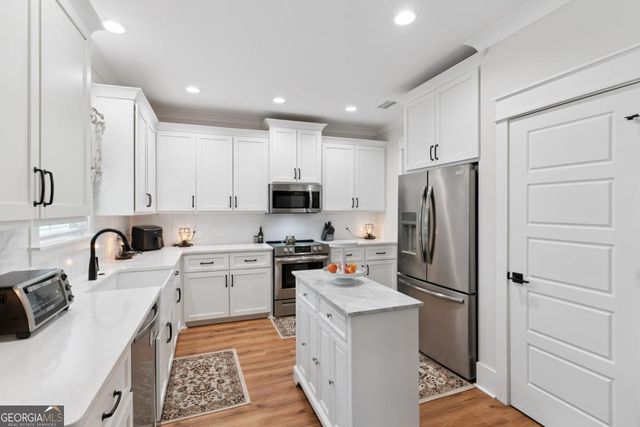 1093 Captains Cove Way, St. Simons, GA 31522