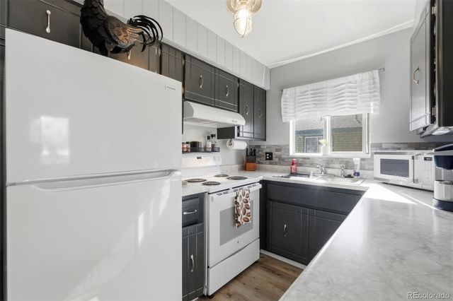 3355 S Flower Street 85, Lakewood, CO 80227