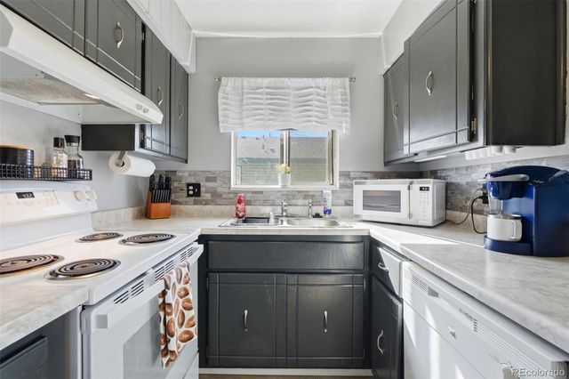 3355 S Flower Street 85, Lakewood, CO 80227