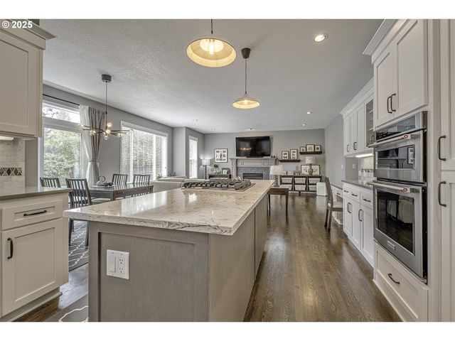 15178 Nw CHANNA Dr, Portland, OR 97229