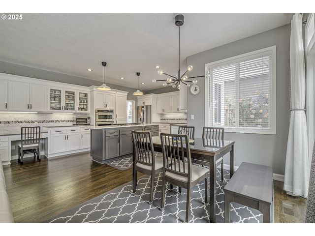 15178 Nw CHANNA Dr, Portland, OR 97229