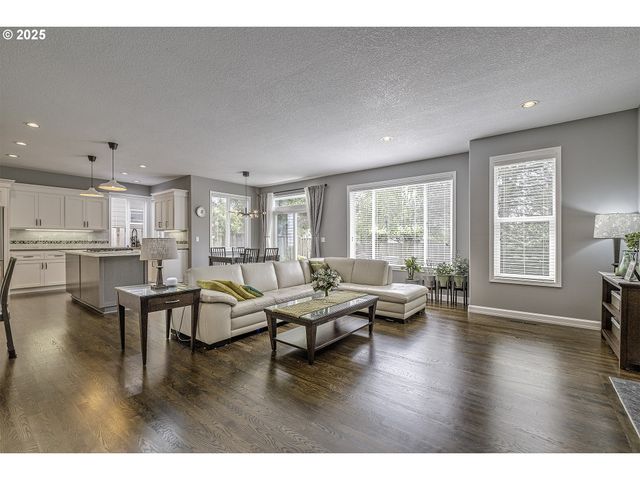 15178 Nw CHANNA Dr, Portland, OR 97229